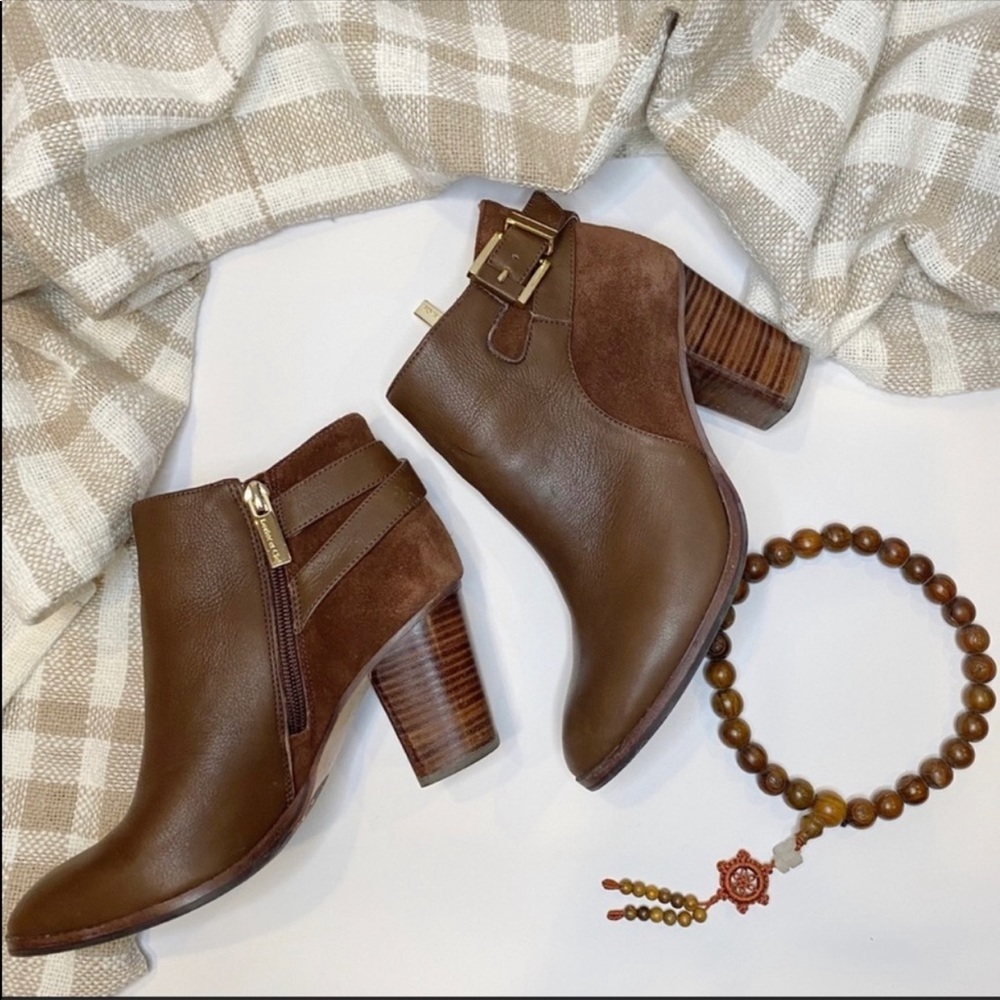 👢Louise et Cie Ankle Booties.